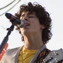 nick-jonas-jonas-brothers-02x.jpg